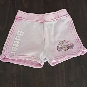 Butter little girls shorts size 3T great condition
